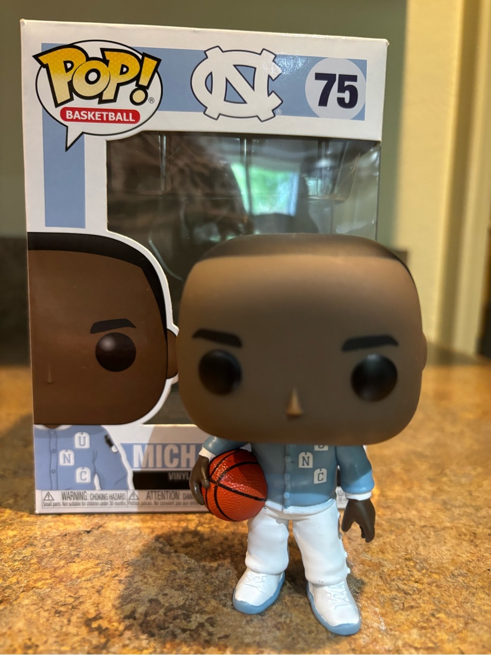 Funko POP! Basketball Michael Jordan - Light Blue & White